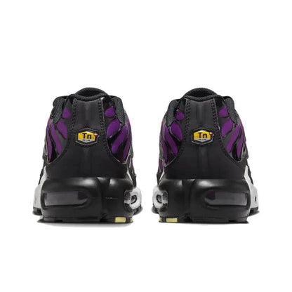 Nike Air Max Plus &