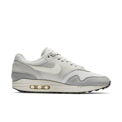 Nike Air Max 87 &