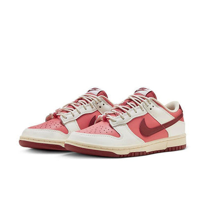 Nike Dunk Low &