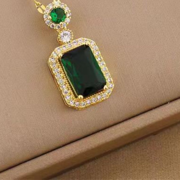 Classic Zircon Emerald Crystal Geometric Jewelry Set