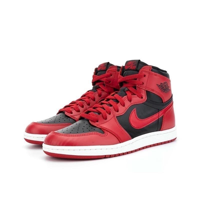 Air Jordan 1 Retro High 85 &