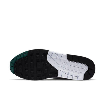 Nike Air Max 87 &