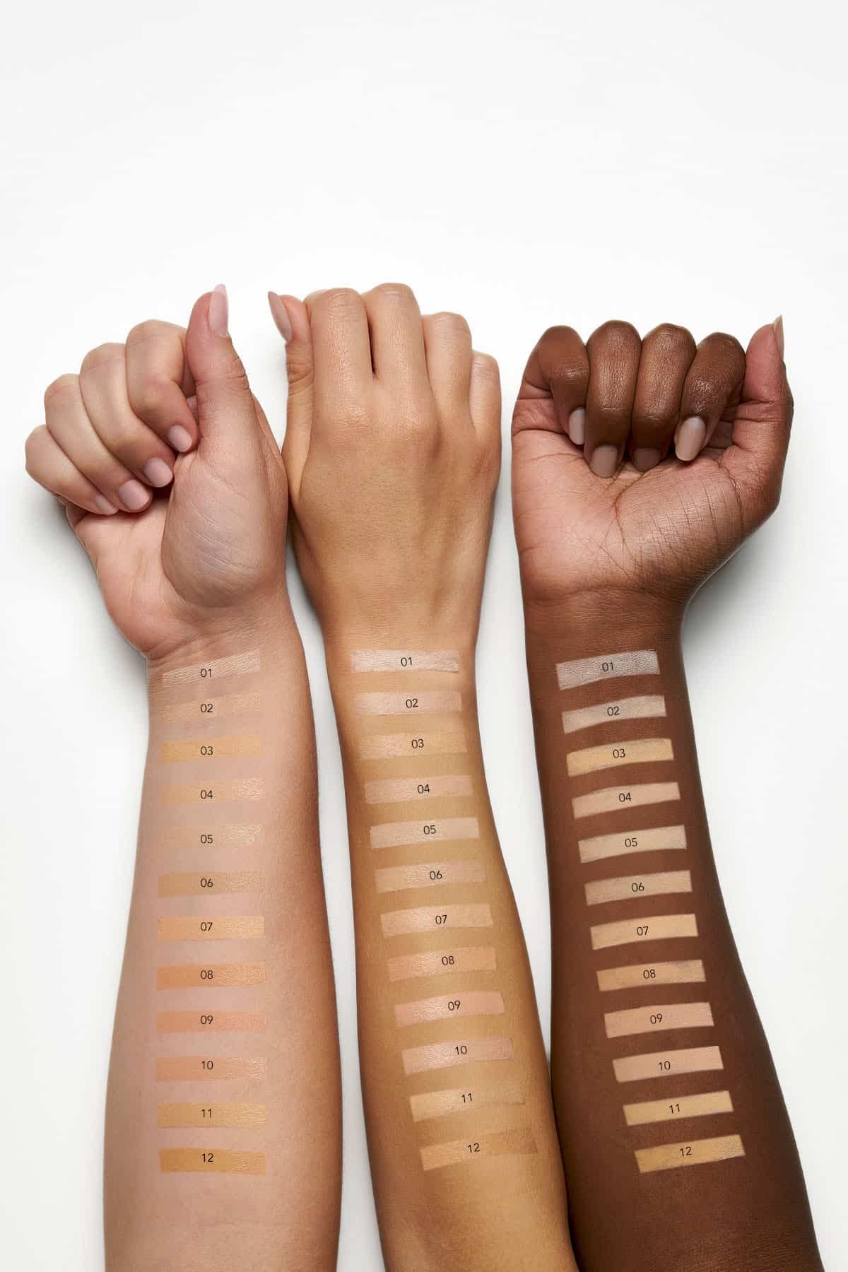 Golden Rose Total Cover 2 in 1 Foundation &amp; Concealer - Oil-Free, SPF 15, Vitamin E - 30ml