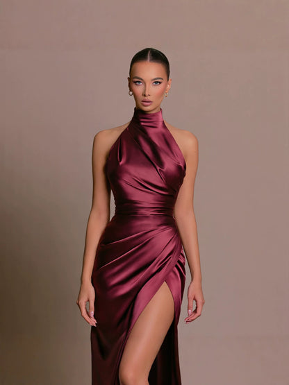 Neck-baring tight-fitting, waist-shrinking, slit-bottomed dress formal gown