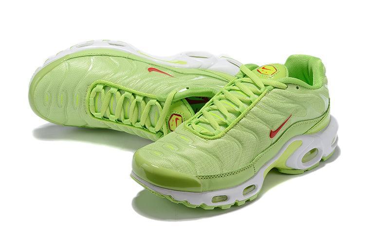 Nike Air Max Plus &