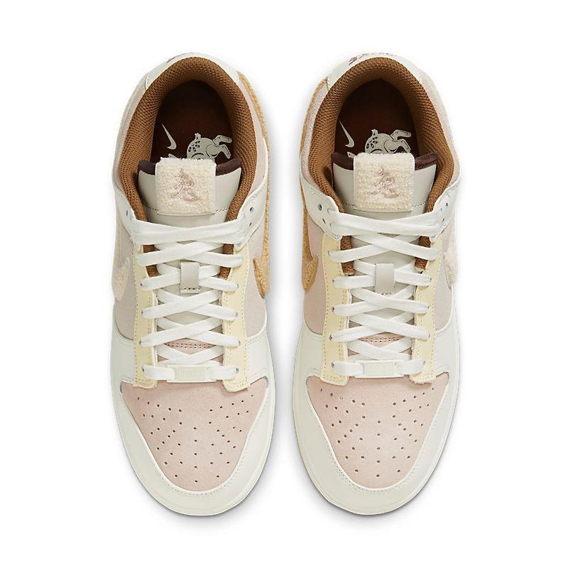 Nike Dunk Low Retro &
