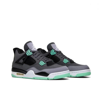 Air Jordan 4 Retro &