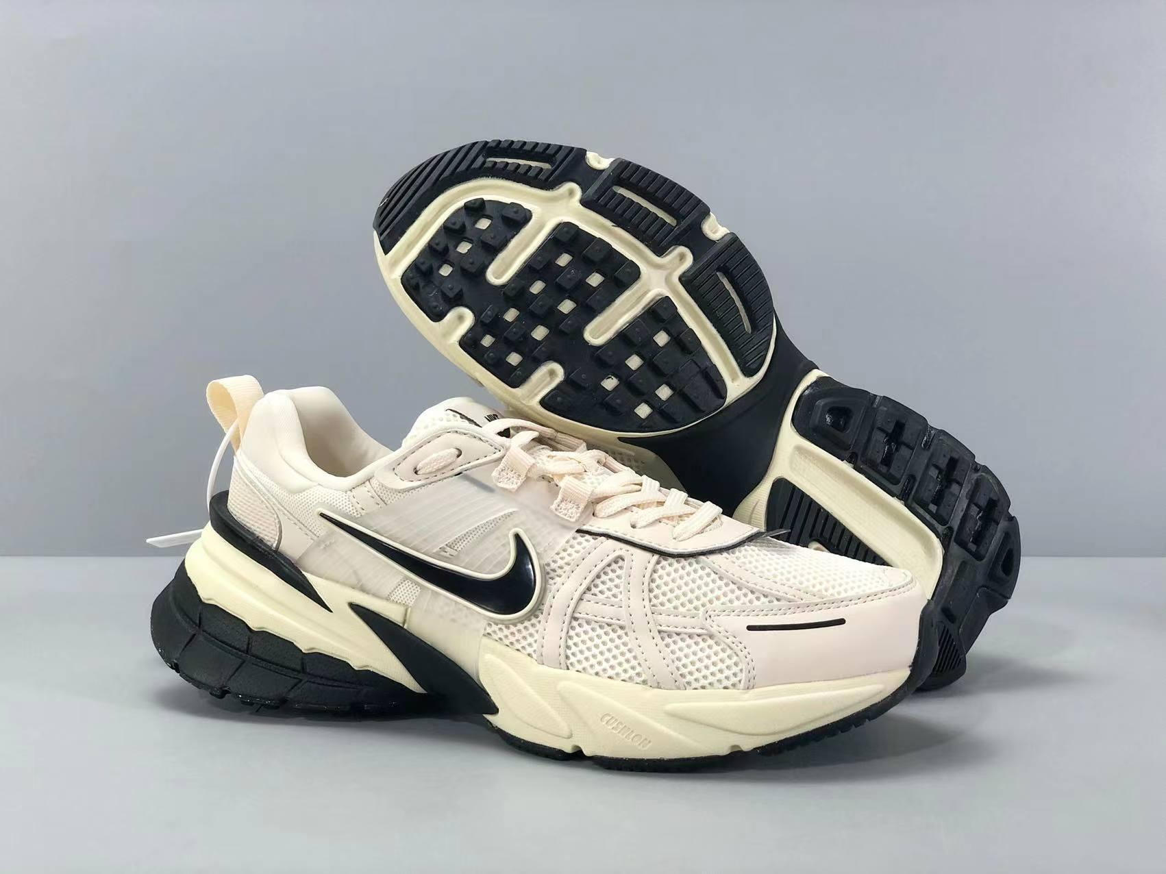 Nike V2K Run &