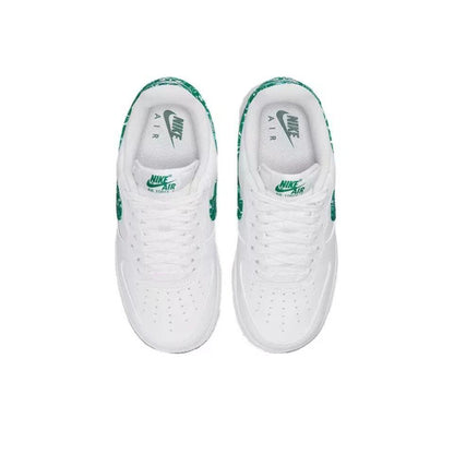 Nike Air Force 1 &