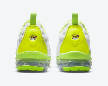 Nike Air VaporMax Plus &