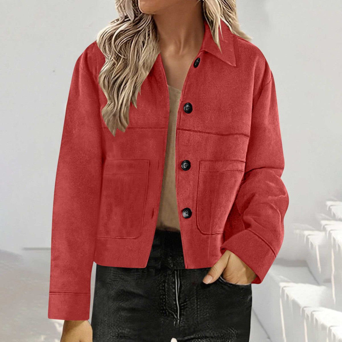 Short suede jacketg