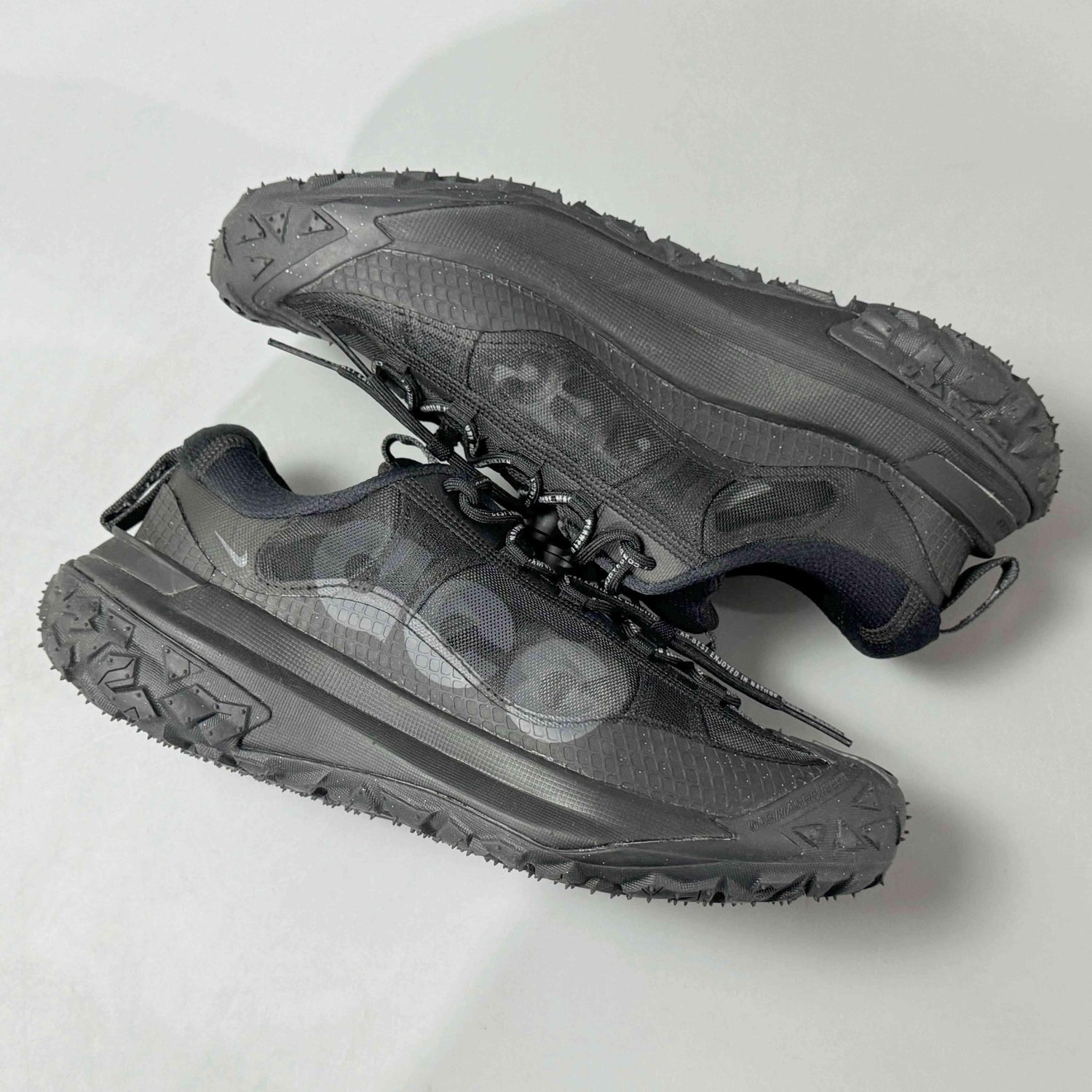 Nike ACG Mountain Fly 2 &