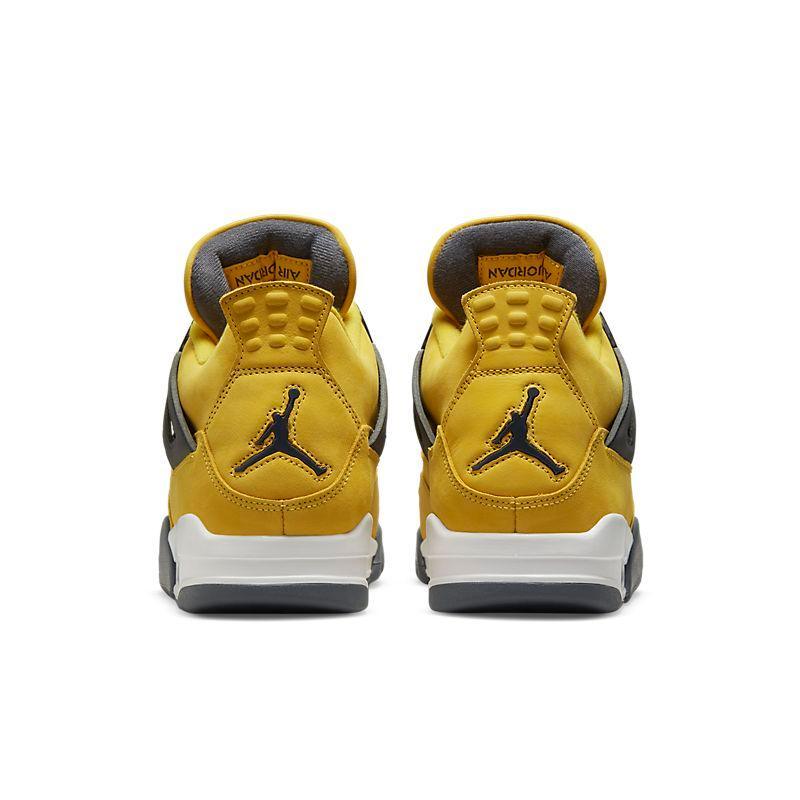 Air Jordan 4 Retro &