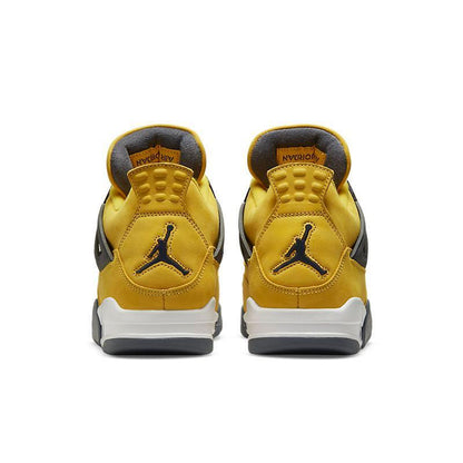 Air Jordan 4 Retro &