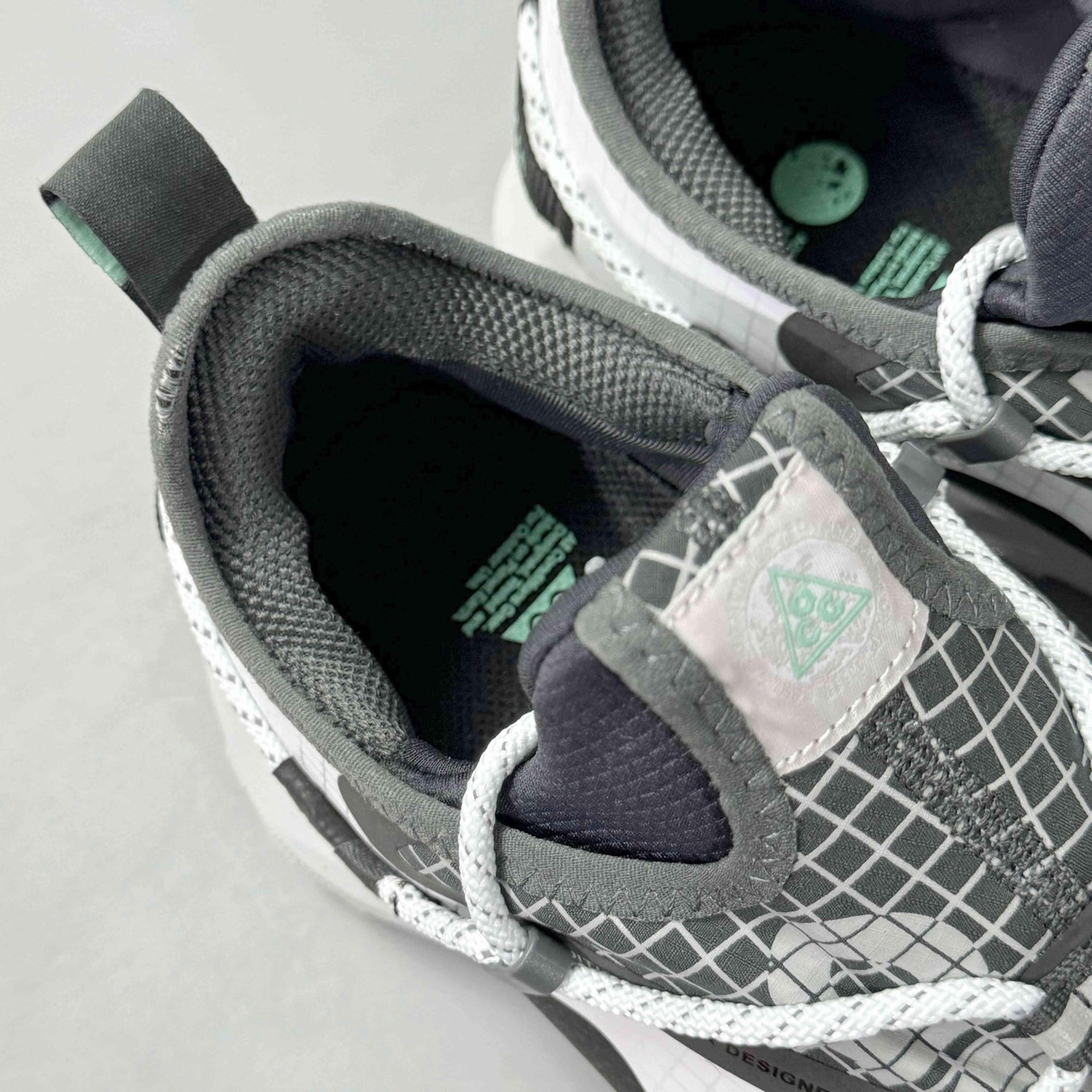 Nike ACG Mountain Fly 2 SE &
