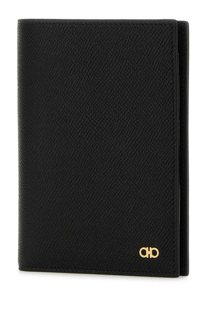 Ferragamo Elegant Mini Leather Passport Holder