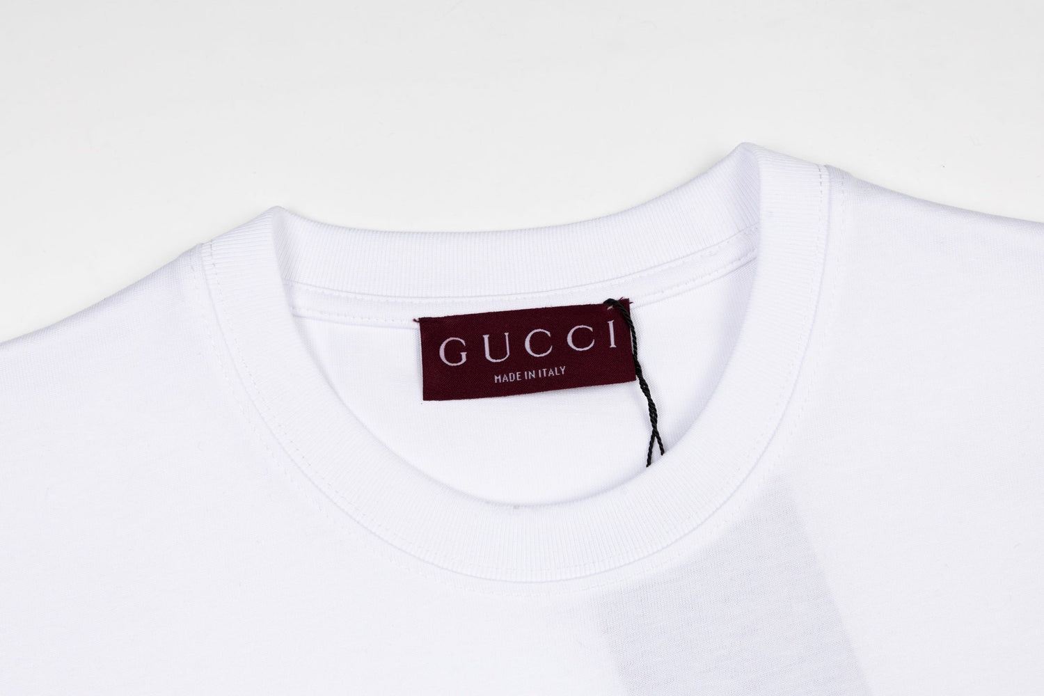 Gucci T-Shirt White Crewneck - Luxury Cotton Comfort &amp; Style