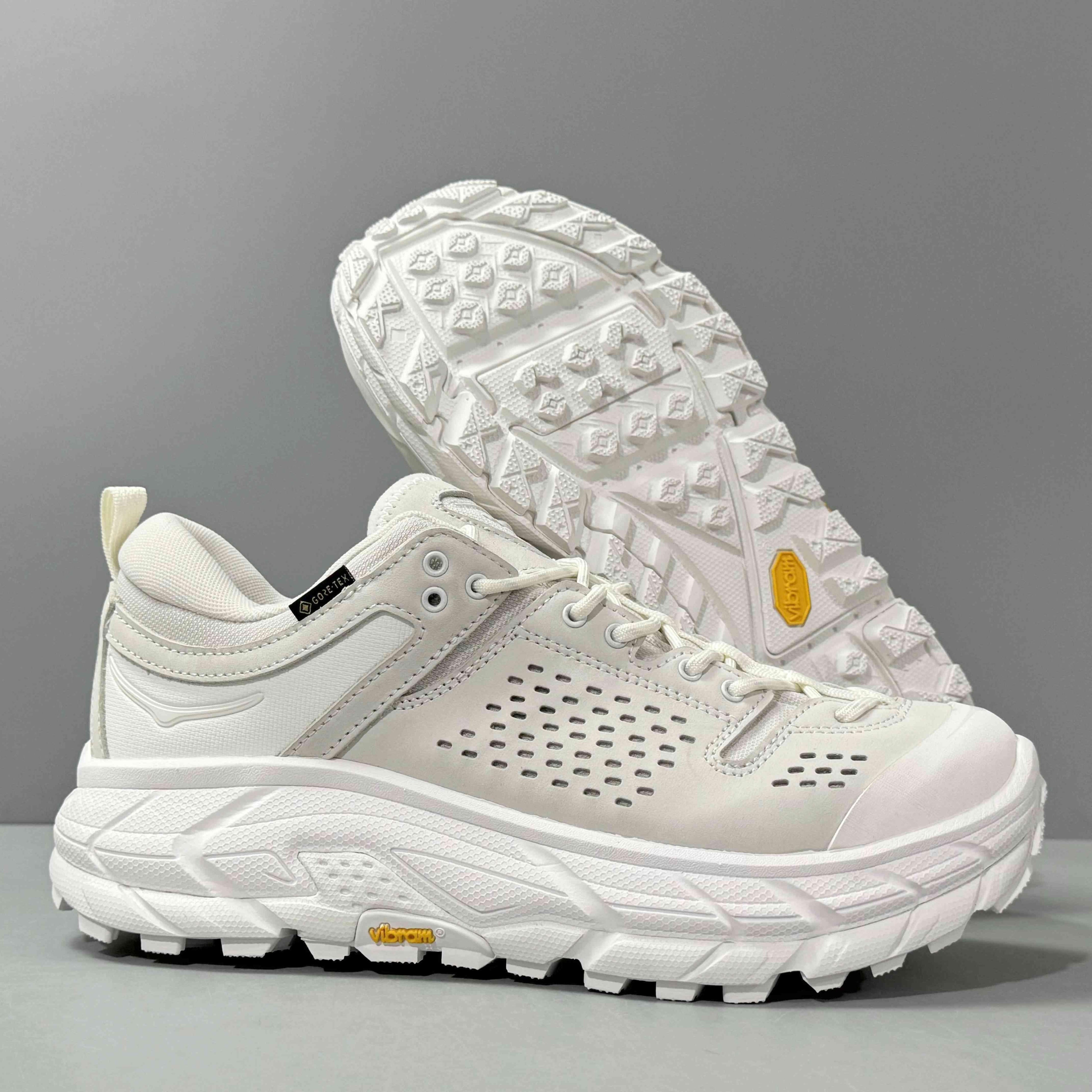 Hoka One One Tor Ultra Low &