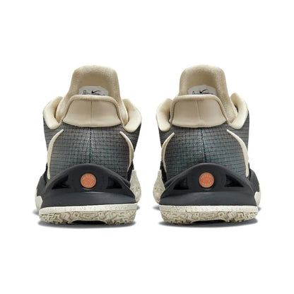 Nike Kyrie Low 4 &
