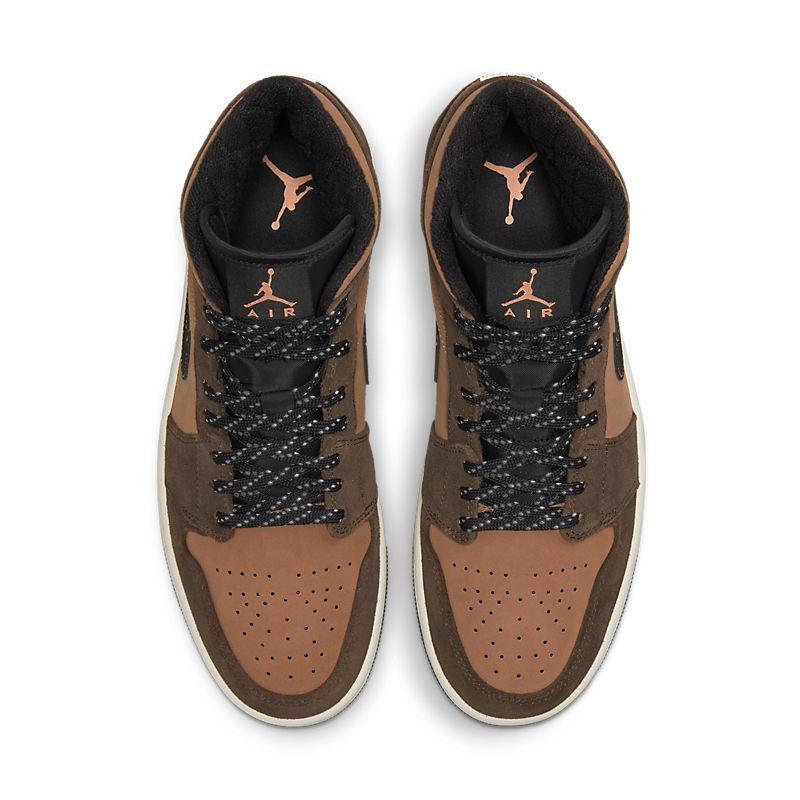 Air Jordan 1 Mid SE &