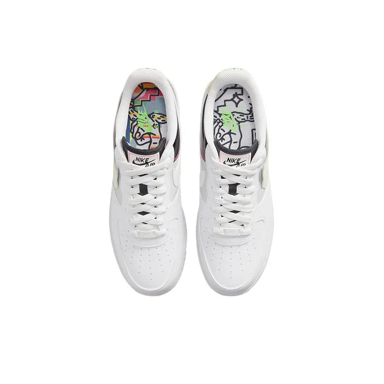 Nike Air Force 1 Low &