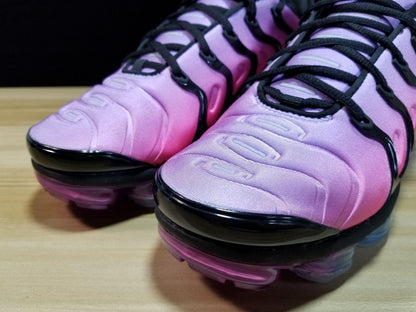 Nike Air VaporMax Plus &