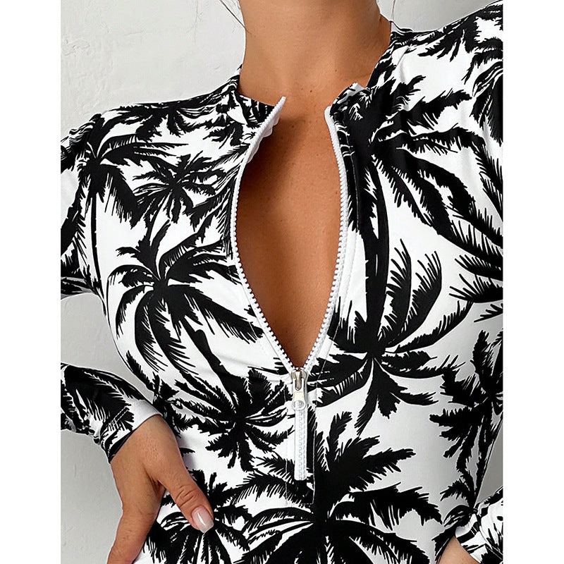 Bikini beach swimming suit