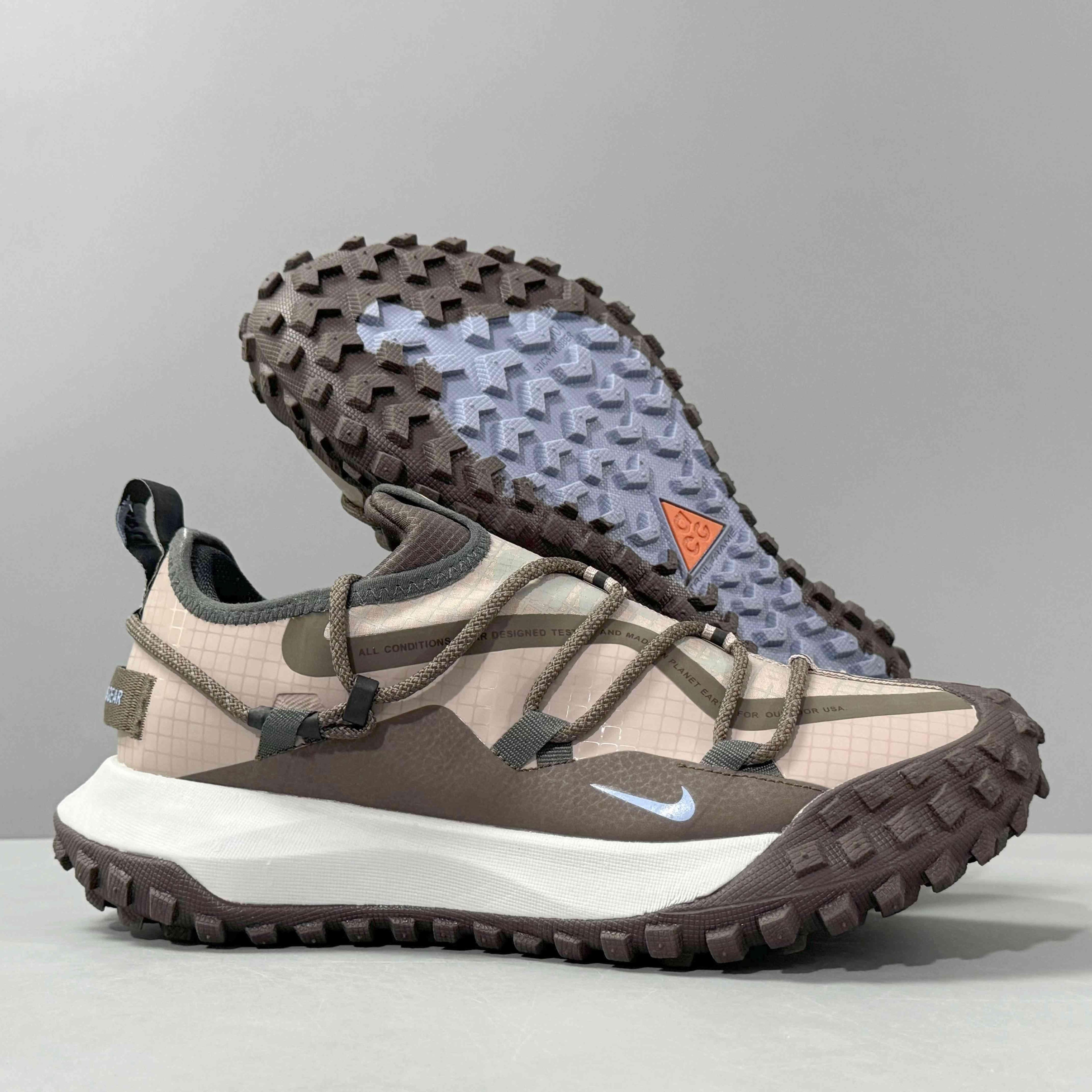Nike ACG Mountain Fly Low SE &