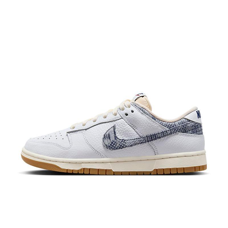Nike Dunk Low &
