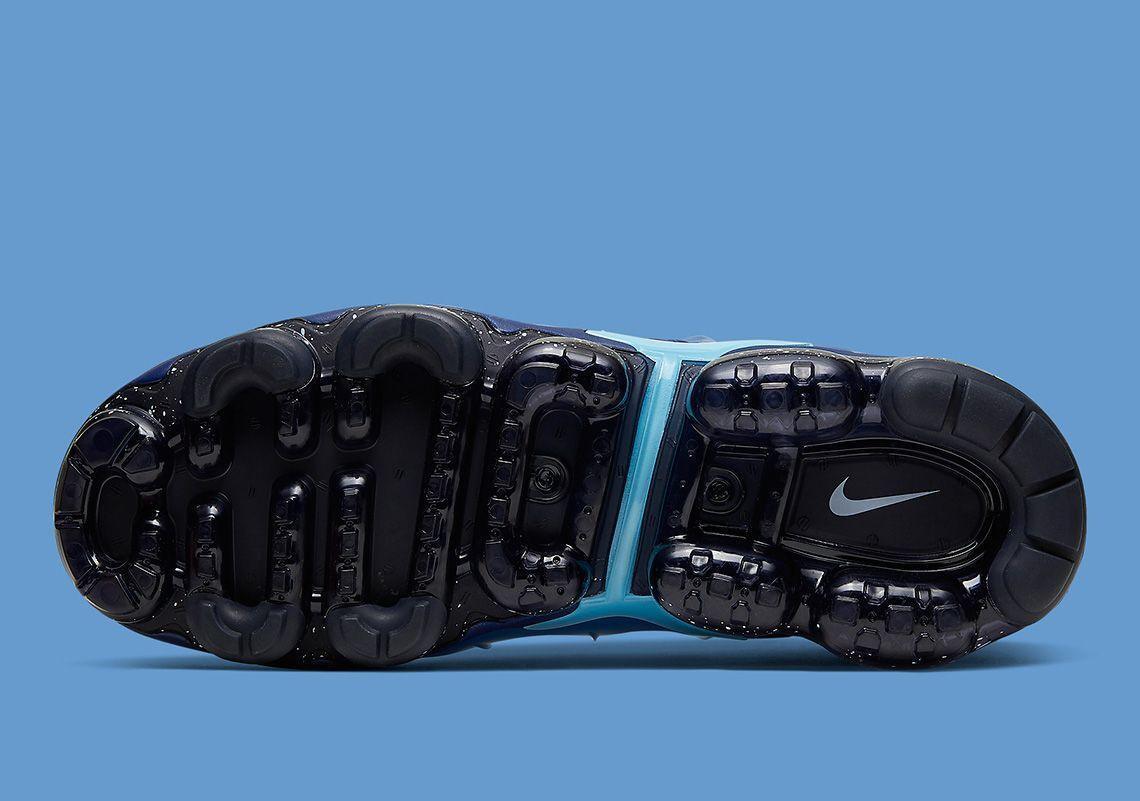 Nike Air VaporMax Plus &