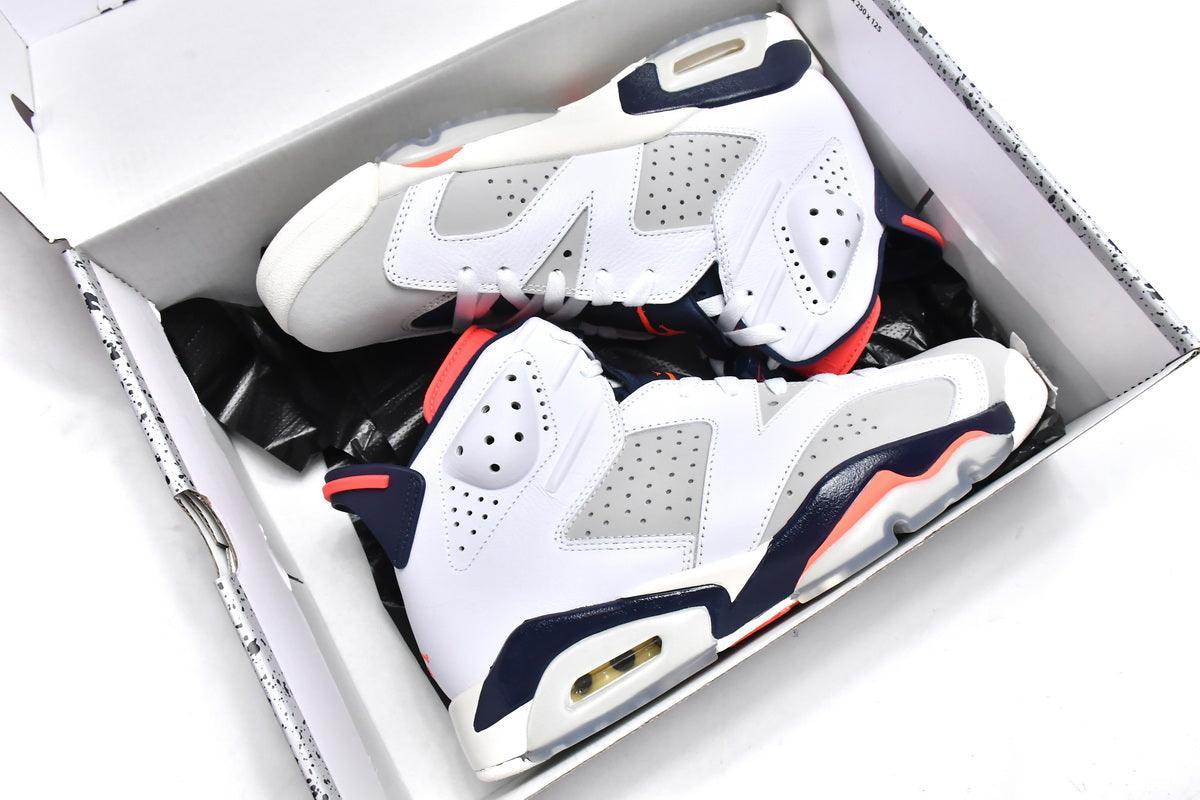 Air Jordan 6 Retro &