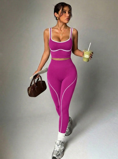 Seamless yoga workout suit