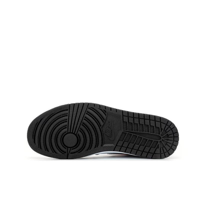 Air Jordan 1 Retro High &