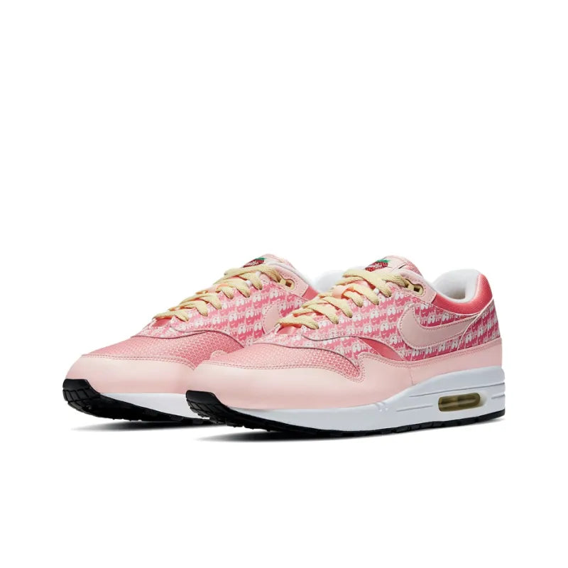 Nike Air Max 1 &
