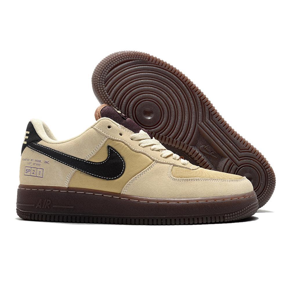Nike Air Force 1 &