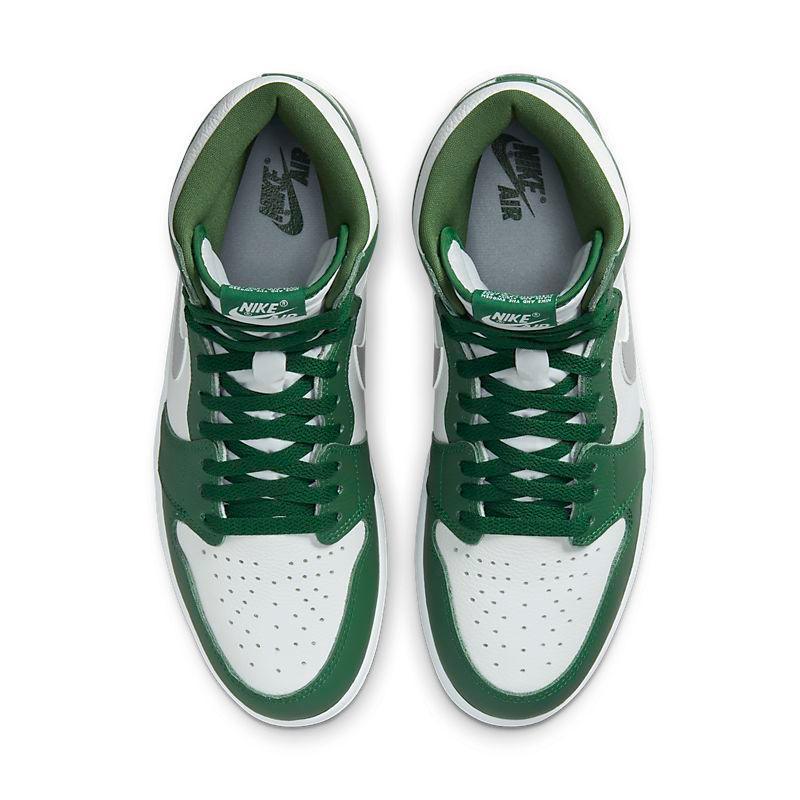 Air Jordan 1 Retro High OG &