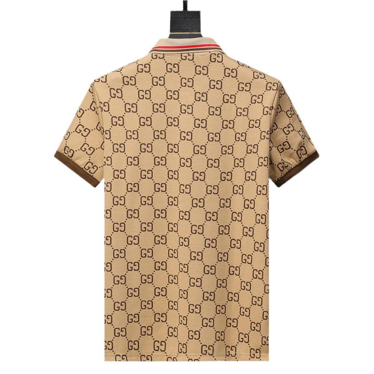 Gucci Brown T-shirt with a collar