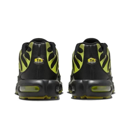 Nike Air Max Plus &