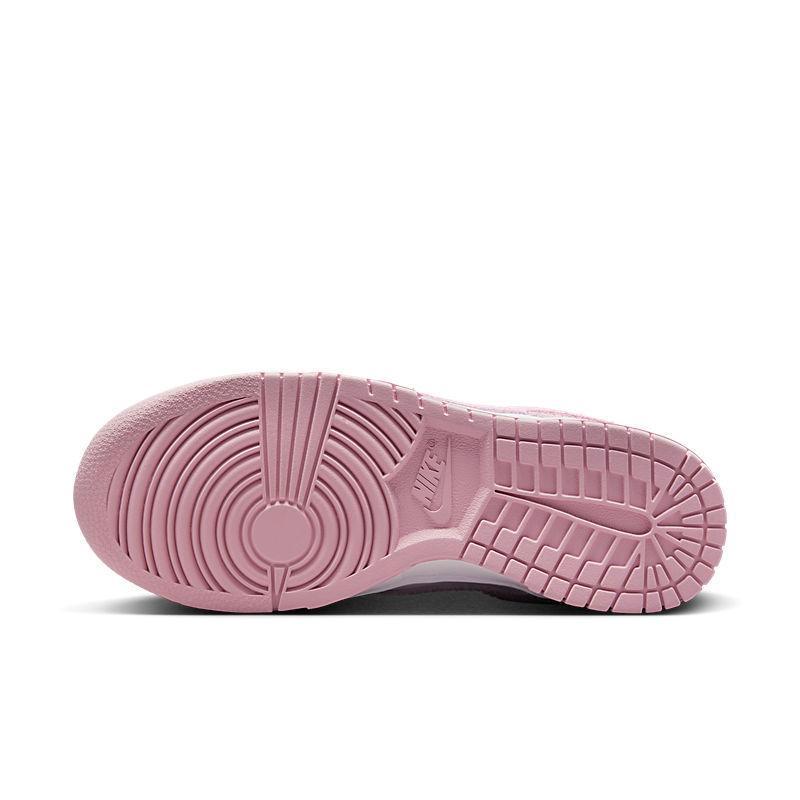 Nike Dunk Low &