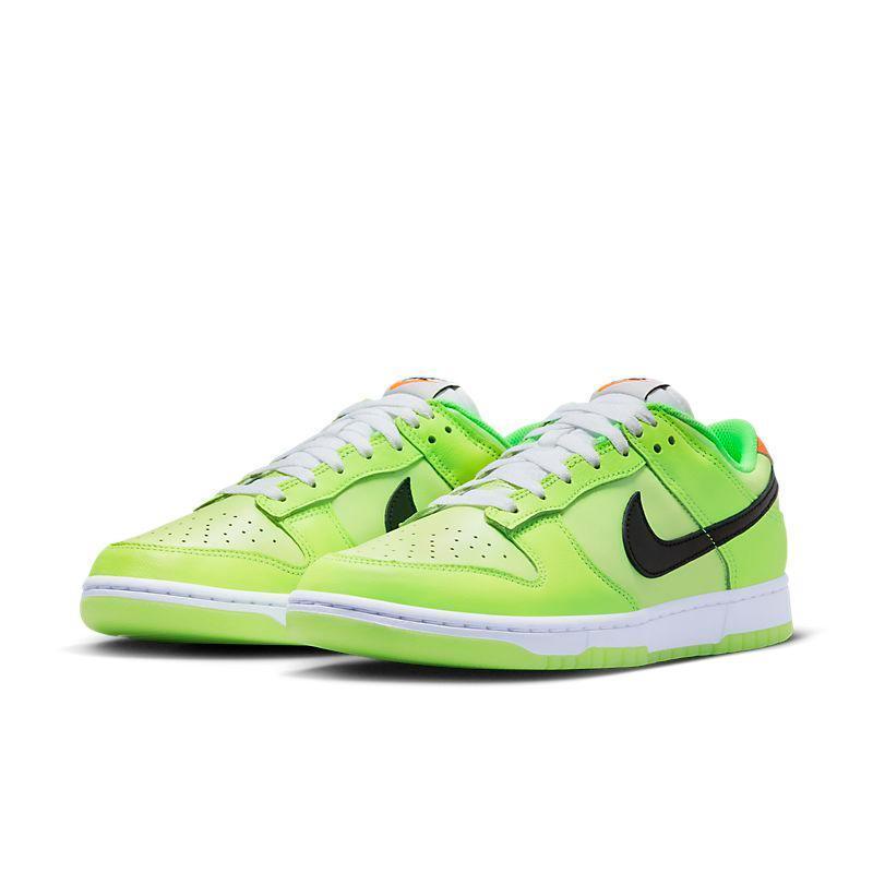 Nike Dunk Low &