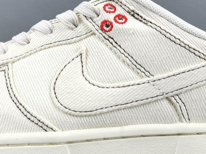 Nike Dunk Low &