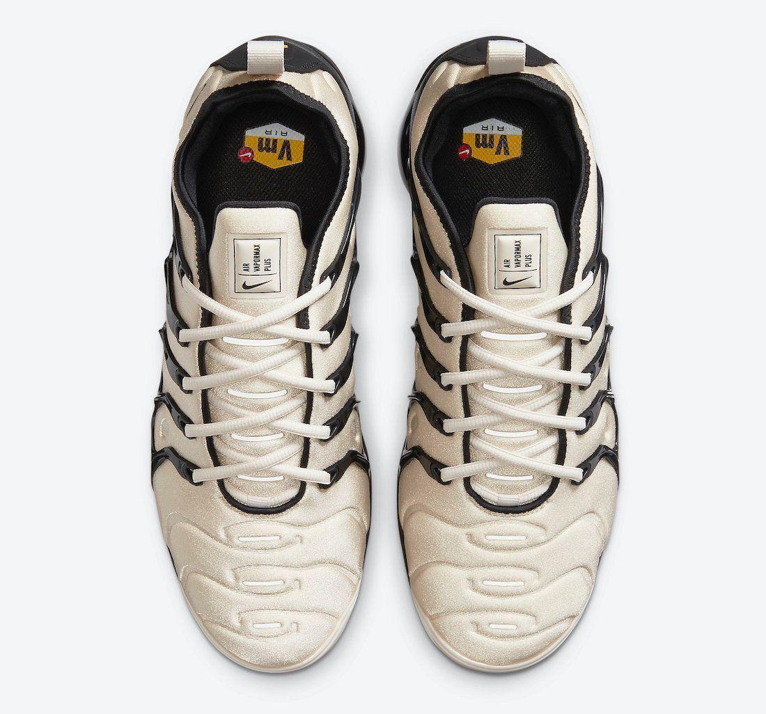 Nike Air VaporMax Plus &