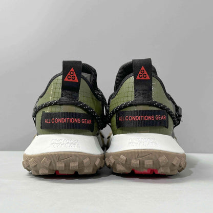 Nike ACG Mountain Fly 2 SE &
