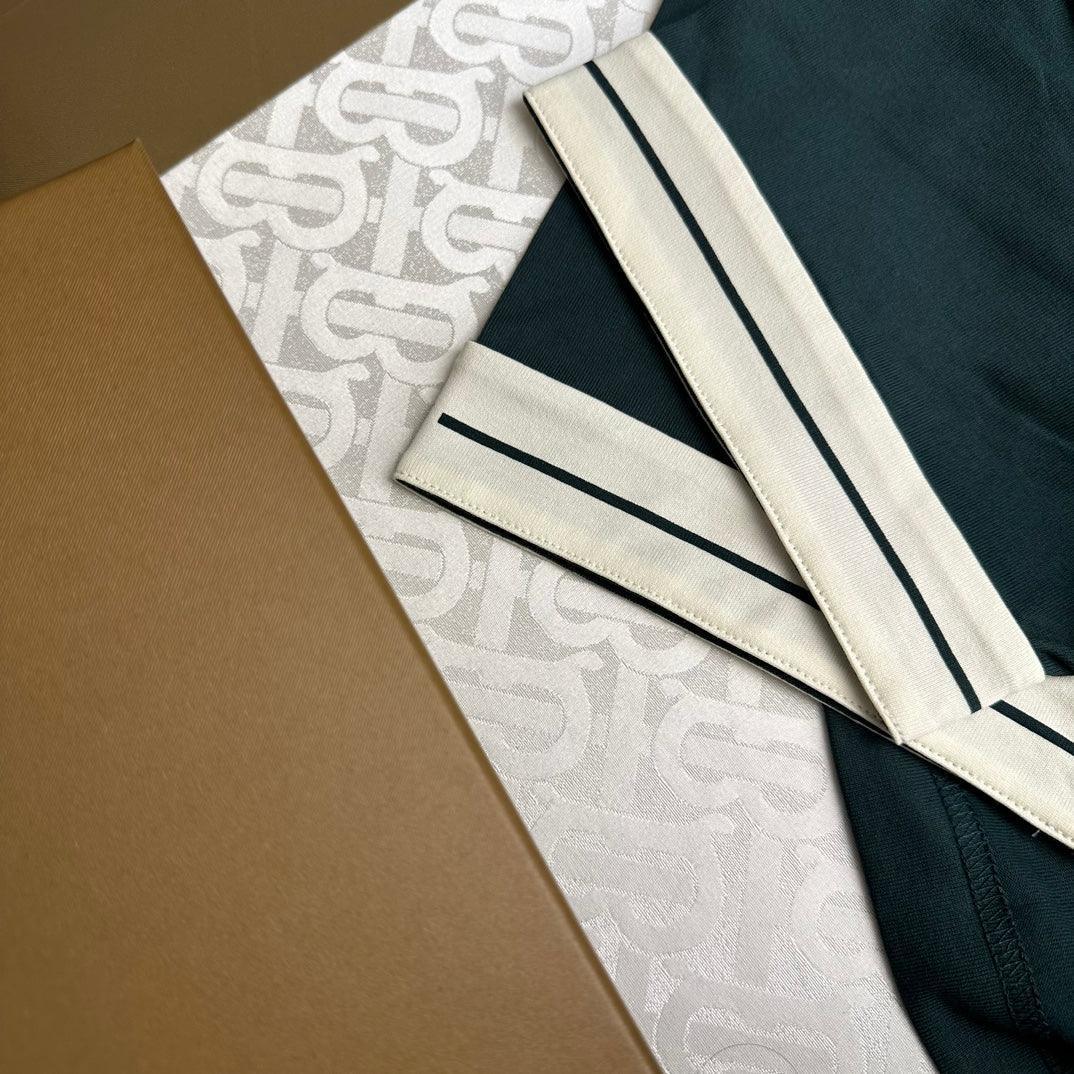 Burberry Green T-Shirt Without Collar