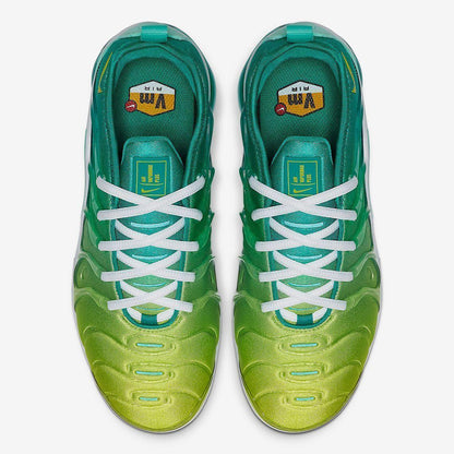 Nike Air VaporMax Plus &