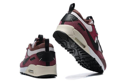 Nike Air Max 90 &