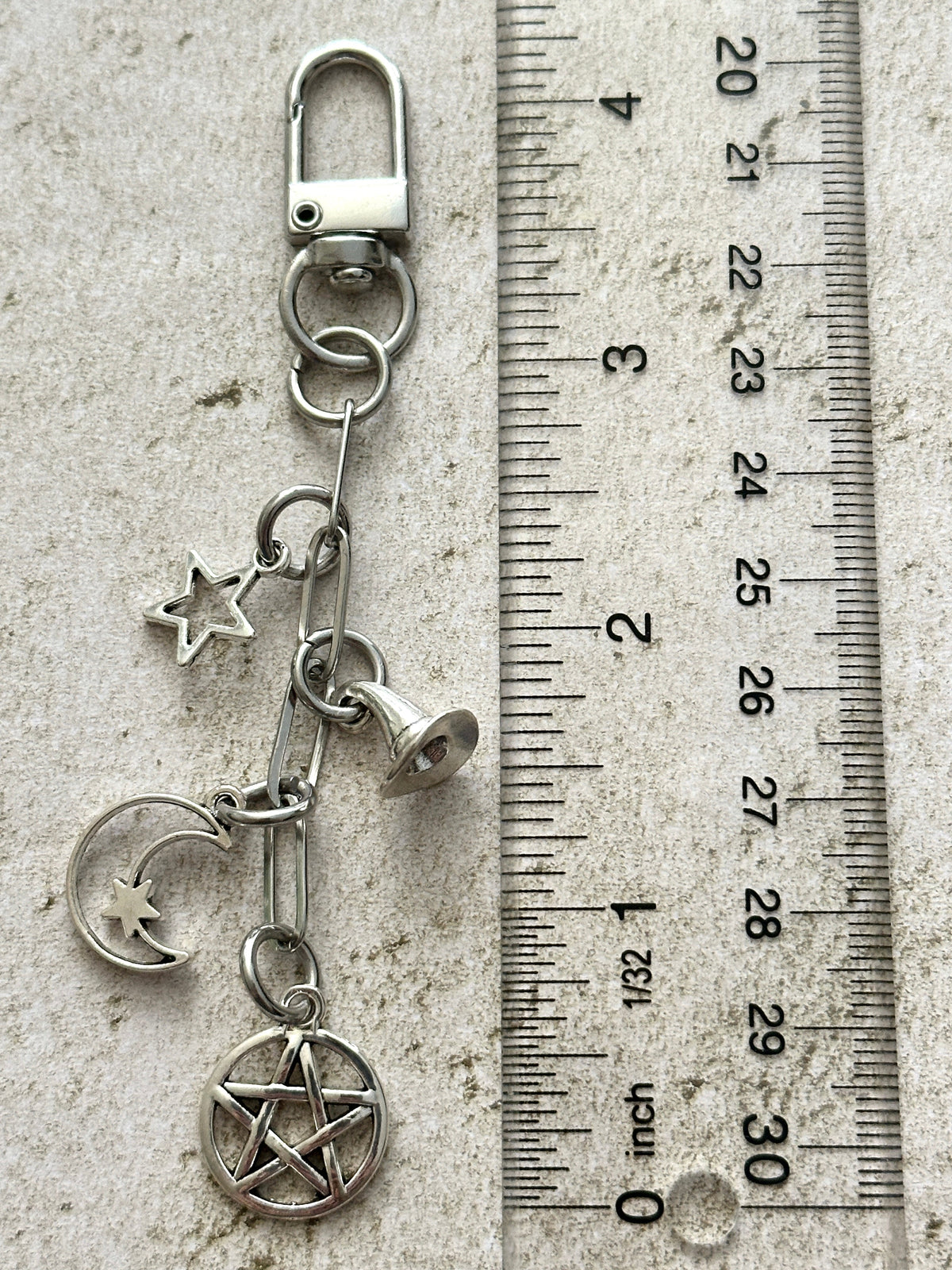 Witchy Bag Charm Keychain – Spooky Accessories for Witches, Goths &amp; Halloween Lovers