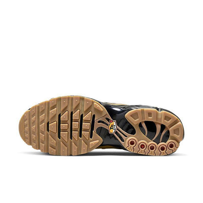 Nike Air Max Plus &
