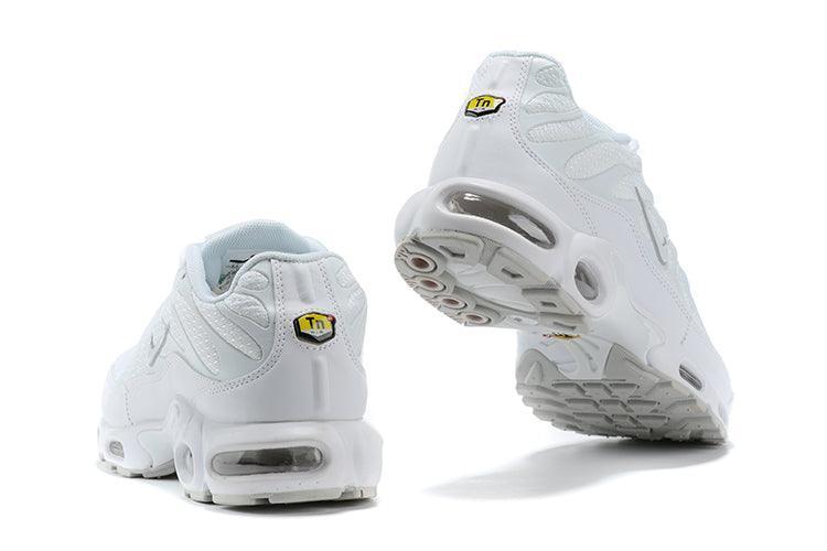 Nike Air Max Plus &