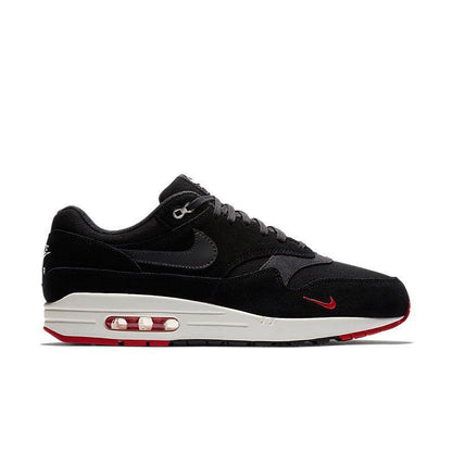 Nike Air Max 87 &